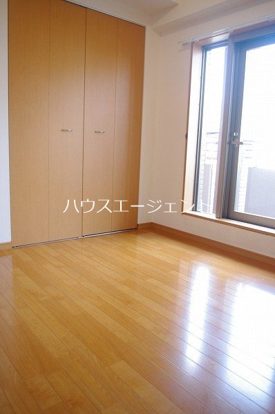 グロリア参番館 ベッドルーム