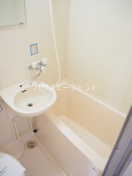 ツゥインズＢ 風呂画像