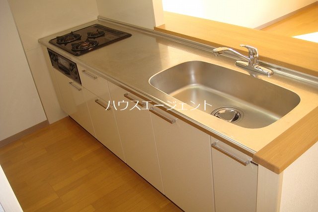 ロングエイトⅢ キッチン