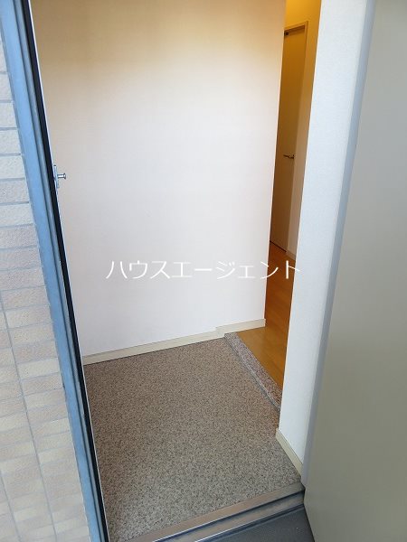 ロングエイトⅢ 玄関