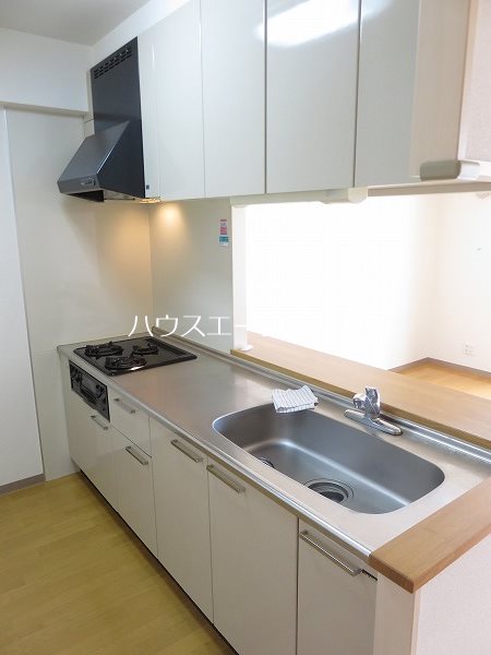 ロングエイトⅢ キッチン