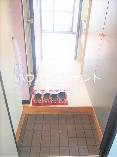 コーポレージ中葛西 玄関