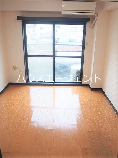 コーポレージ中葛西 リビング