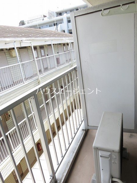 モア４ ベランダ