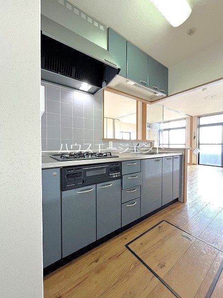 ルネス・アンティーム キッチン