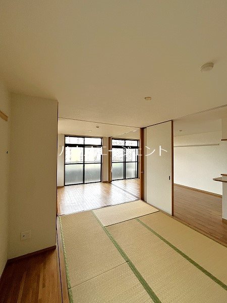 ルネス・アンティーム ベッドルーム