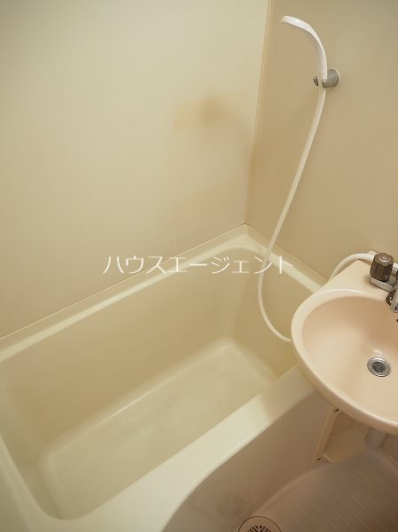 アルベール 風呂画像