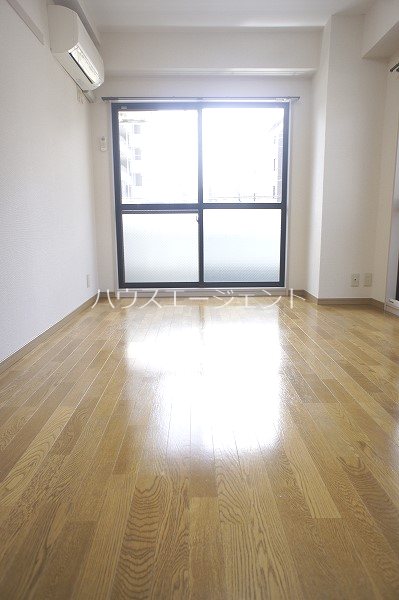 武内ビル リビング