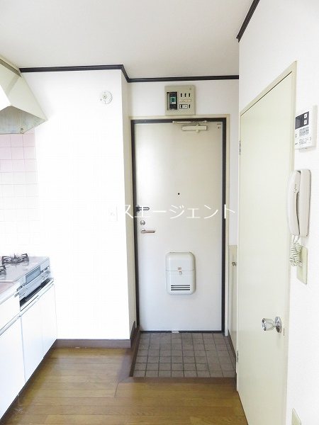 メゾンＴ・Ｋ 玄関