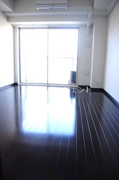 アイアン8KASAI リビング