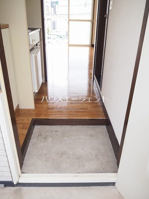 ツゥインズＢ 玄関