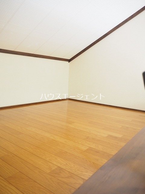 ツゥインズＢ ベッドルーム