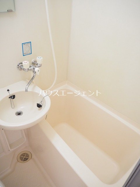 ツゥインズＢ 風呂画像