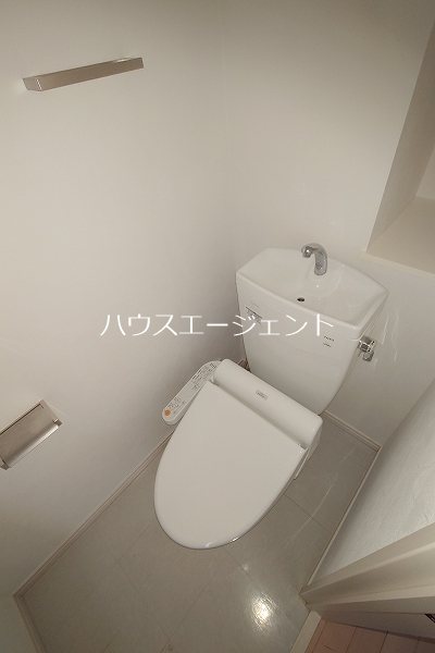 ステーション・タワー・ウラヤス その他2