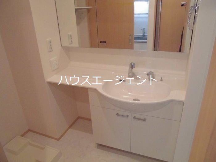 ドムス　Y その他1