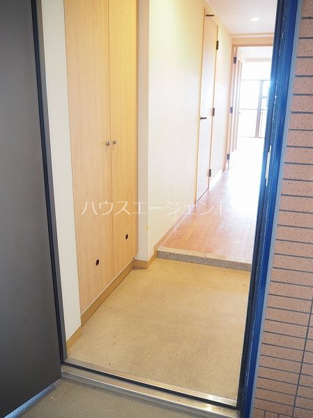 エスティーム･MS 玄関