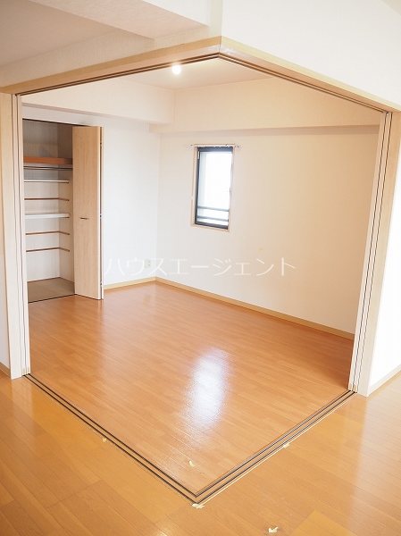 エスティーム･MS ベッドルーム