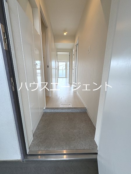 ルクソール　スター 玄関