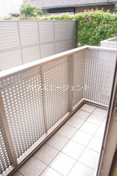 シャーメゾンニシノ ベランダ