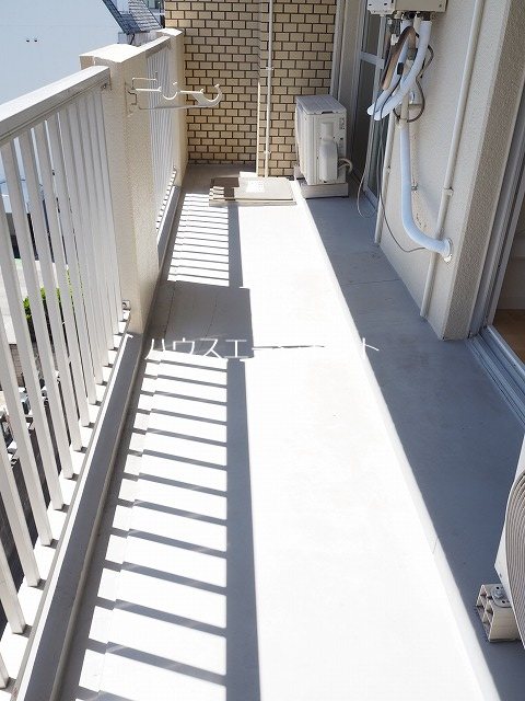 アパートメントけやき通り中葛西 ベランダ