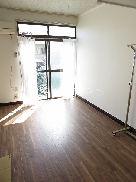 ロゼ７ リビング