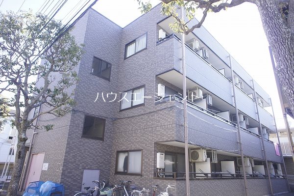ベルナール 203号室 外観