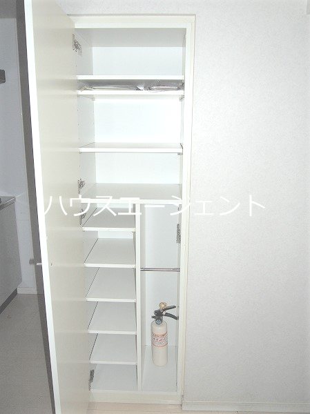 ＷＥＳＴ　ＶＩＮＥ　Ⅰ  玄関