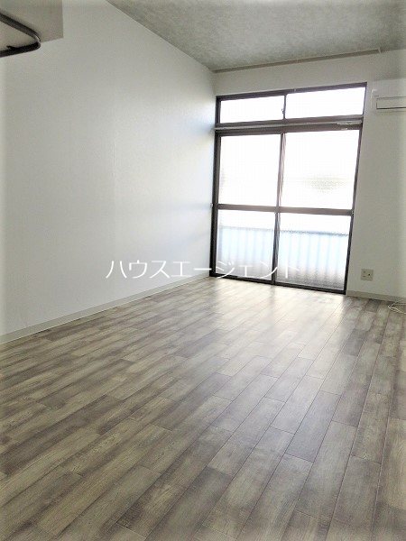 クレール８ リビング