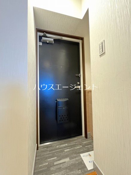 キャピタルコートⅤ 玄関