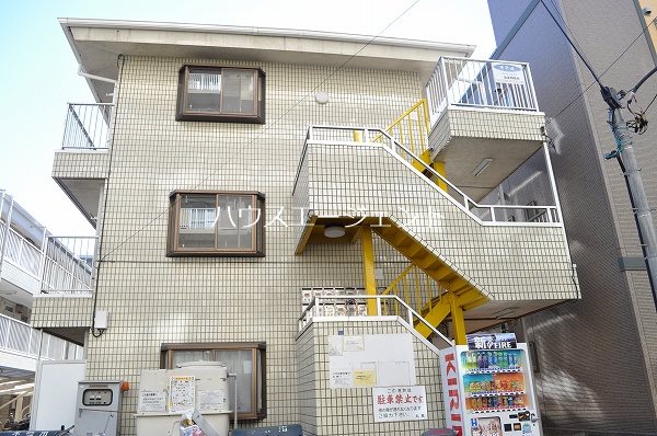モア４ 415号室 外観