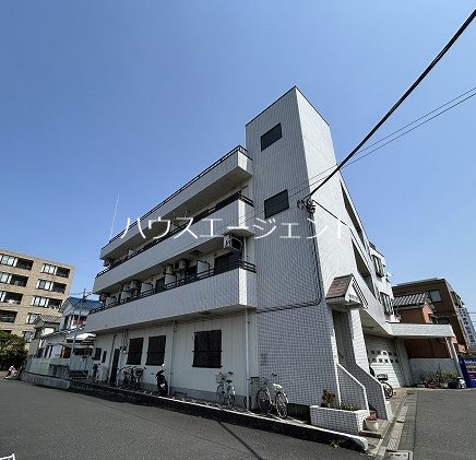 清水マンション 302号室 外観