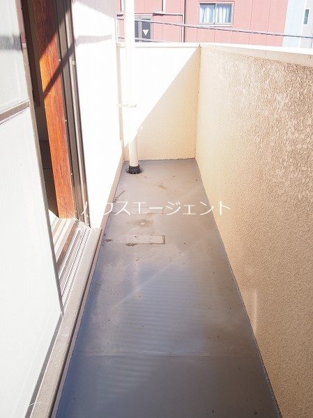 レジデンスタナカ ベランダ