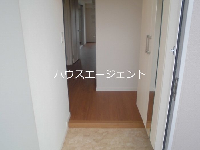 PLUM　VILLAGE 玄関