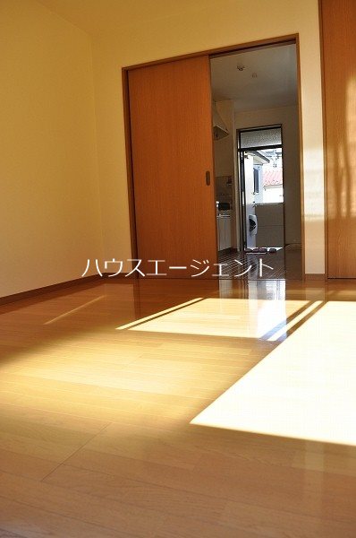 第六ハイツヤマヤ ベッドルーム