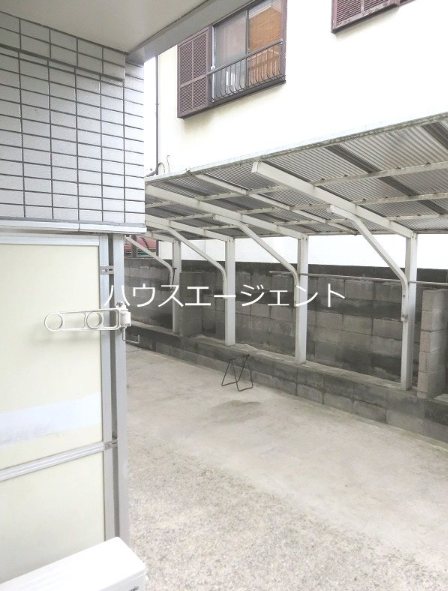 モア３ ベランダ