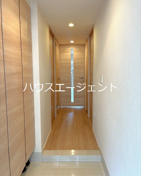 レジデントプレイス西葛西 玄関
