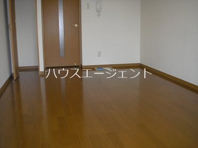 ラックス ベッドルーム