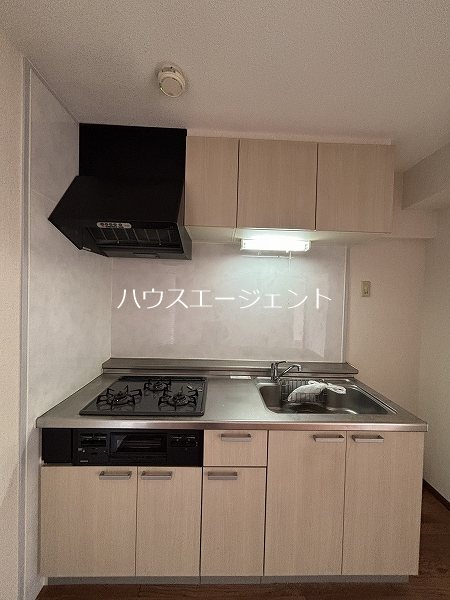 マンションカネイ キッチン