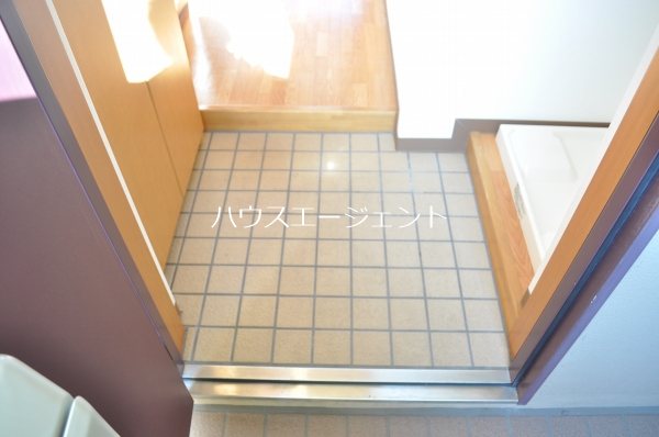 オスタペB 玄関
