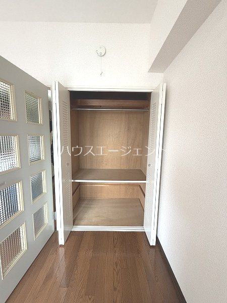 第８頼長ビル 収納