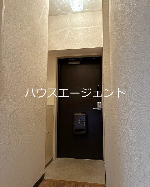 西葛西田中ビル 玄関