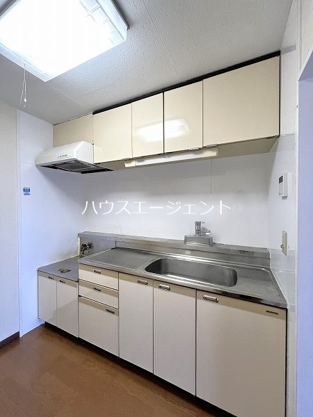 西葛西田中ビル キッチン