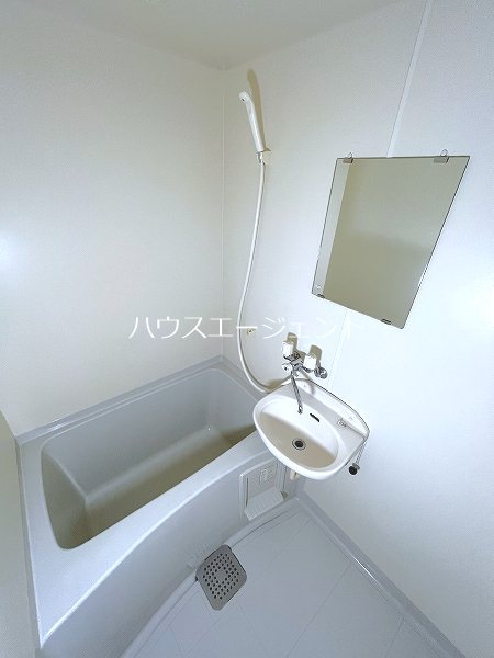 ケン・パティール 風呂画像