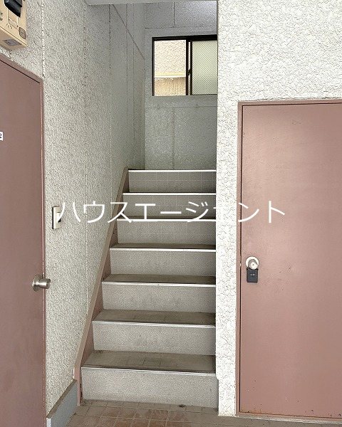 ピュアハウスSS８ ロビー