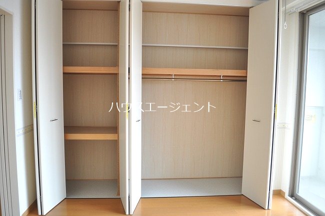 カーロヴィレッタ　Ⅱ 収納