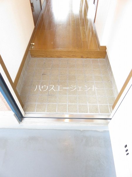 プラムガーデン 玄関