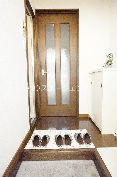 コーポエトランゼⅡ 玄関