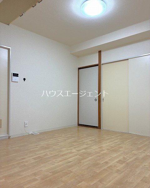 正栄ビル リビング