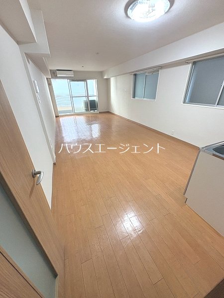 ラインコーポ箱崎 リビング