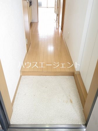 グッドフラットⅢ 玄関
